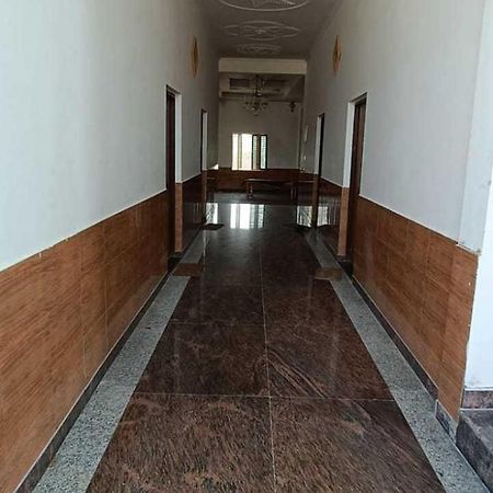 Hotel O Pop Angoori Farm House 马图拉 外观 照片